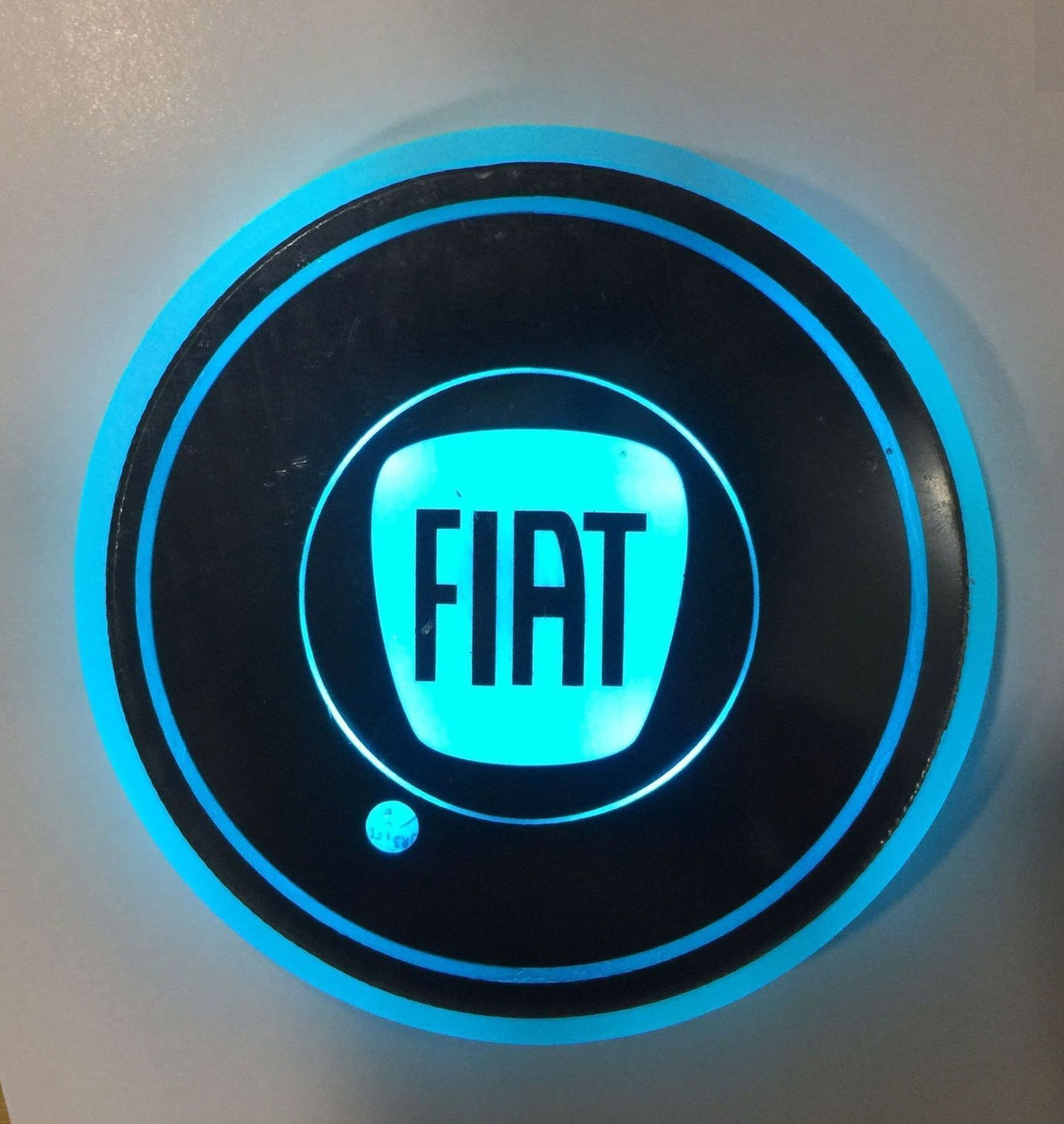 Hot Sale 🎁50% OFF 🎁7 Colors Led Car Logo Cup Lights up Holder